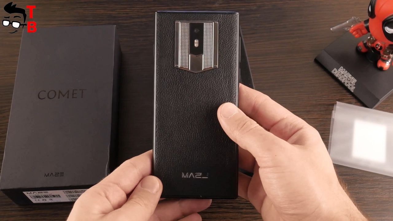 Maze Comet REVIEW & TESTS: Full Screen Phone with Leather Back