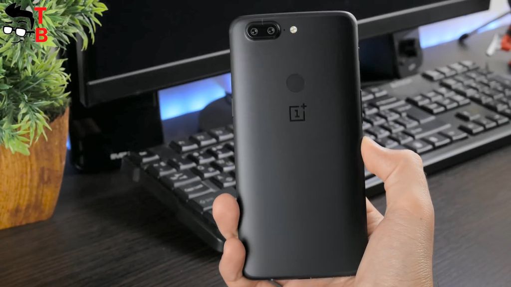 OnePlus 5T Review: THIS IS NOT THE BEST PHONE OF 2017 (but very close)