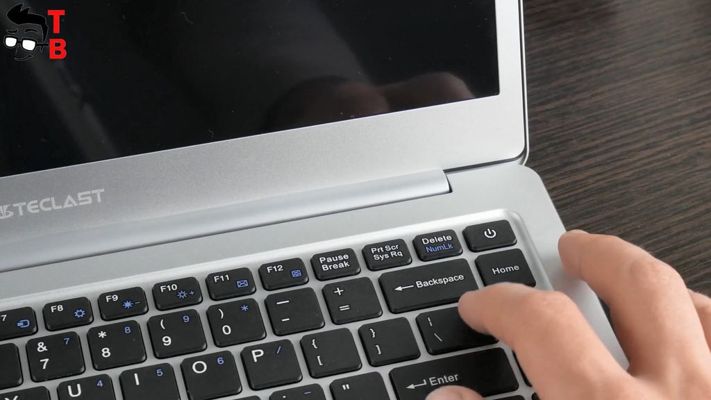 Teclast F7 REVIEW keyboard