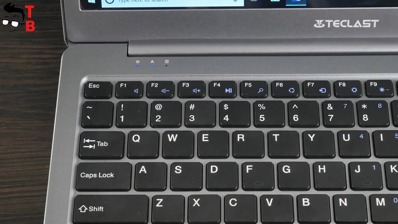 Teclast F6 REVIEW keyboard