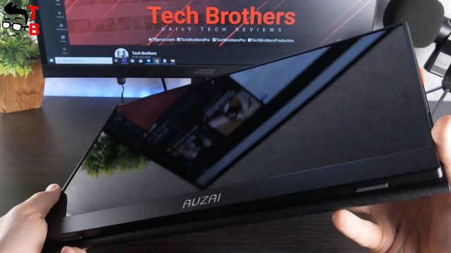 AUZAI Portable Monitor REVIEW: 15.6-Inch USB-C Monitor 2020