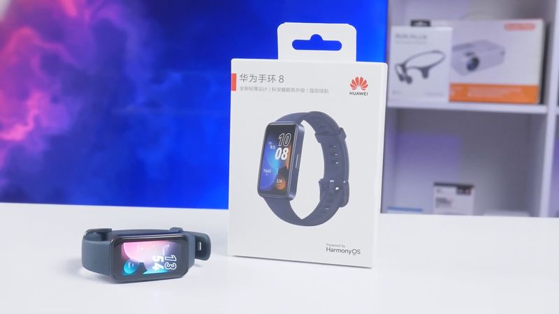 Huawei Band 8 REVIEW: Is It Better Than Xiaomi Smart Band 8?