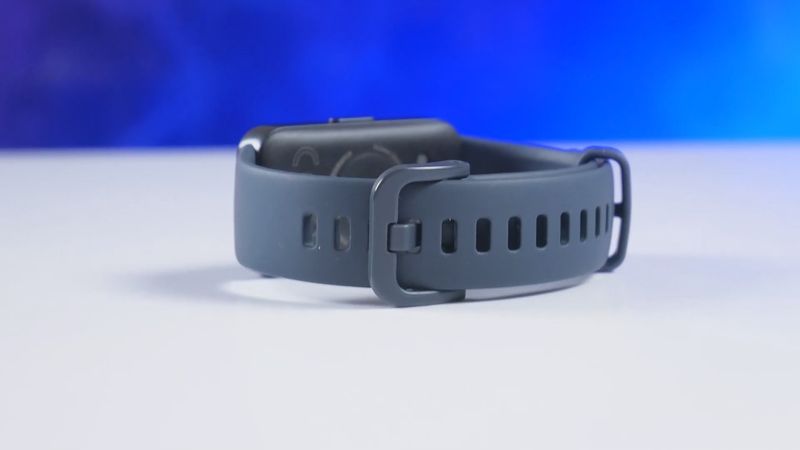 Huawei Band 8 REVIEW: Is It Better Than Xiaomi Smart Band 8?