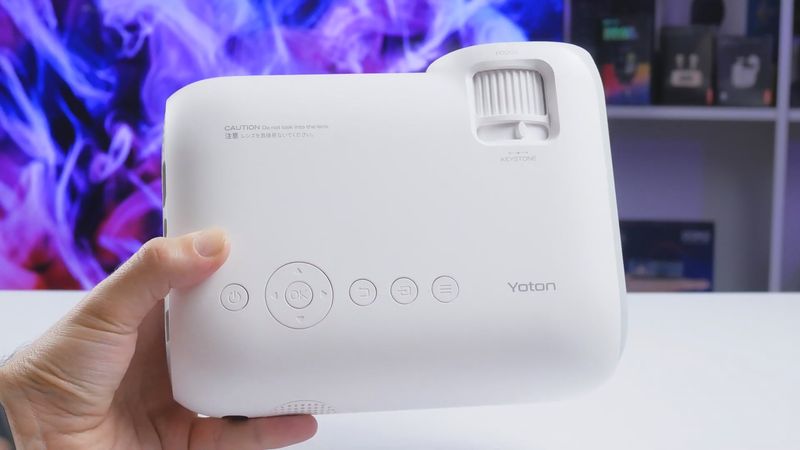 📽️ Being able to PLAY in 200?! REVIEW u test of the YOTON Y9 PROJECTOR. 