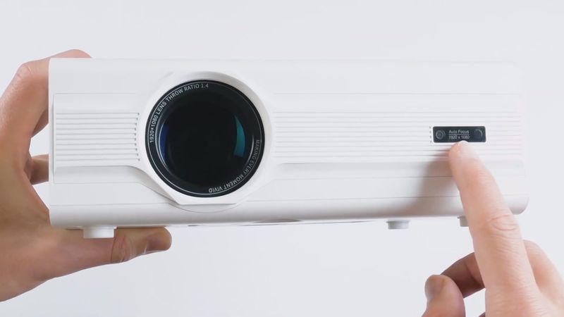 Agreago GC357 REVIEW: The Cheapest Auto Focus/Keystone Projector!